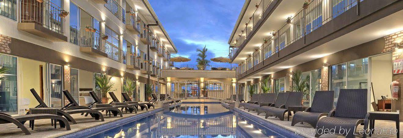 Beachfront Hotel Tramonto Jaco Bagian luar foto